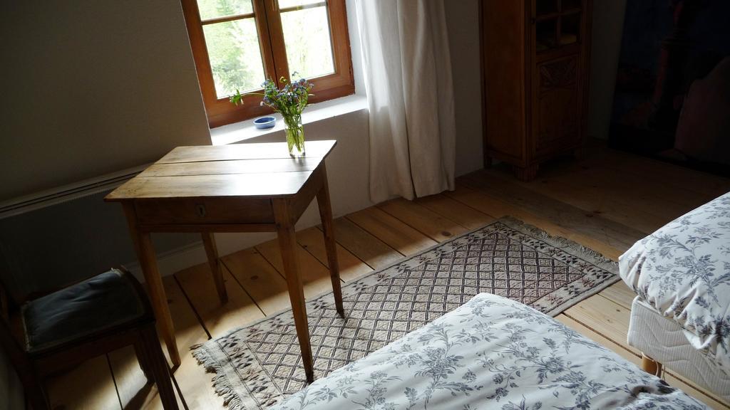 La Chouette A L'Heure Du Pinson Bed & Breakfast Saint-Pierre-d'Entremont  Room photo